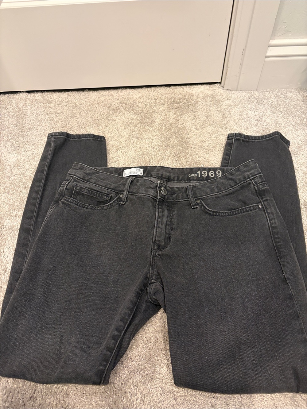 GAP Women's Black Skinny Jeans